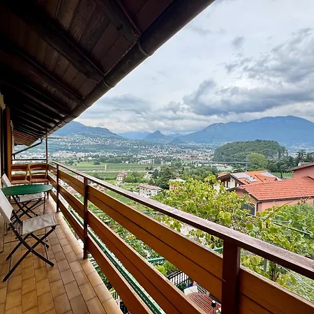 Panoramic Hill House - With Free Parking *