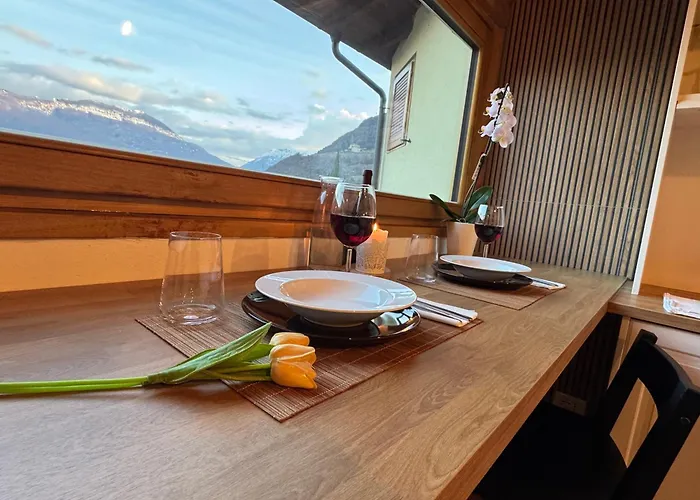 Apartment Panoramic Hill House - With Free Parking *